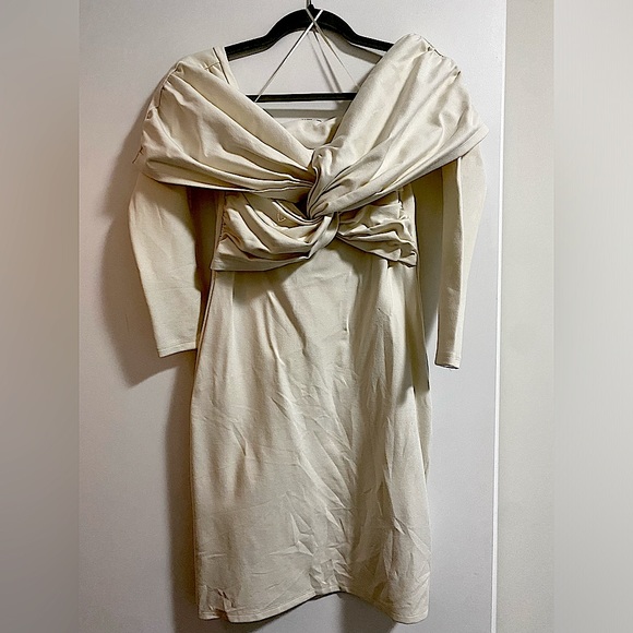 Abercrombie & Fitch Off-The-Shoulder White Mini Dress - Picture 6 of 6